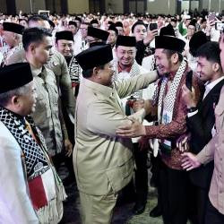 Ustaz Zaitun Rasmin Hadiri Penutupan Munas VI PKS Bersama Presiden Prabowo