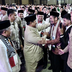 Ustaz Zaitun Rasmin Hadiri Penutupan Munas VI PKS Bersama Presiden Prabowo